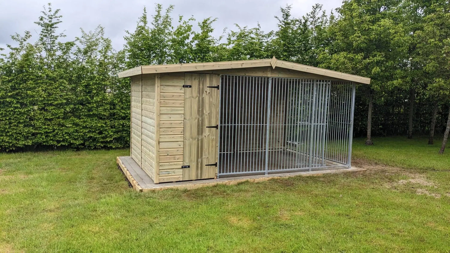 12 X 10 ft Single Dog Kennel