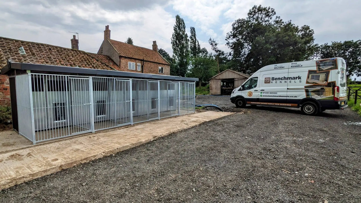 20 X 10 ft Five Bay Eco Thermal Plastic Dog Kennel