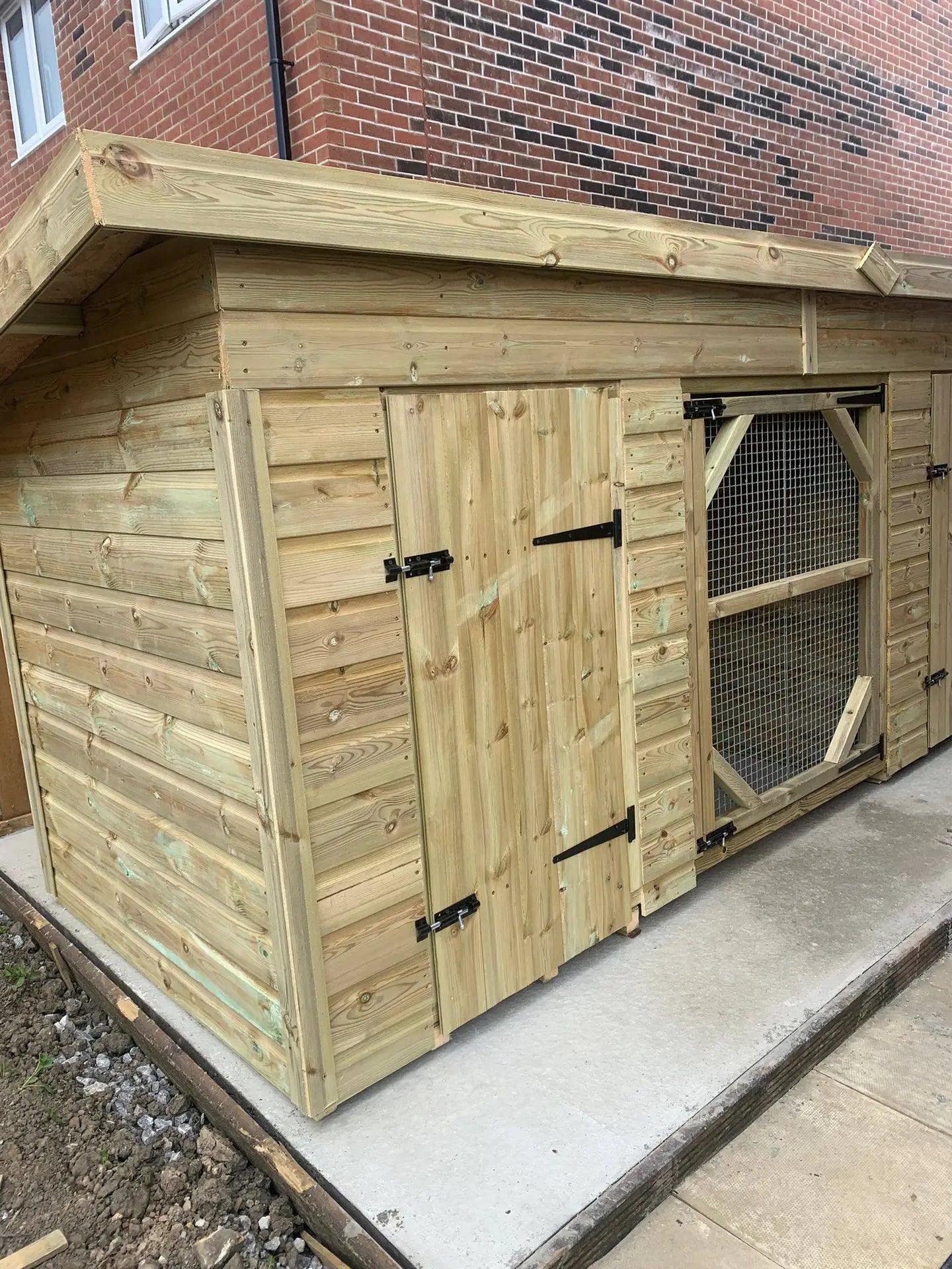 6 X 3 ft Single Dog Kennel  / Animal Housing